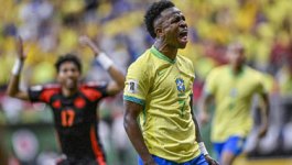 “空中飞人”来了!2023年全国室内跳伞(风洞)锦标赛亮相明月湖.