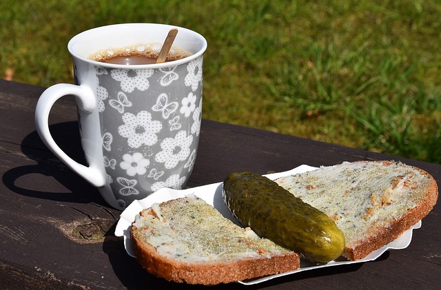 北大中文男足0-12輸球卻意外走紅 門將撲出30球.